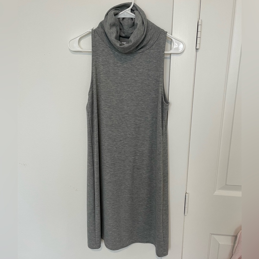Leith Turtle Neck Dress in Heather Grey